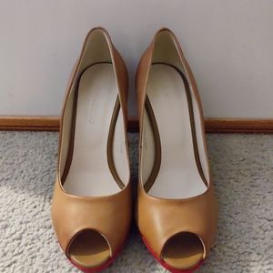 Le Chateau Burnished Leather Tan Peep Toe Pump